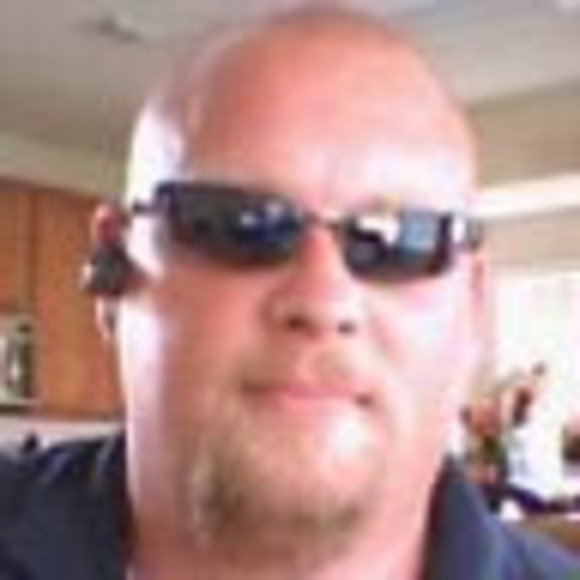 Meet your Posher, Chuck - Picture 1 of 1